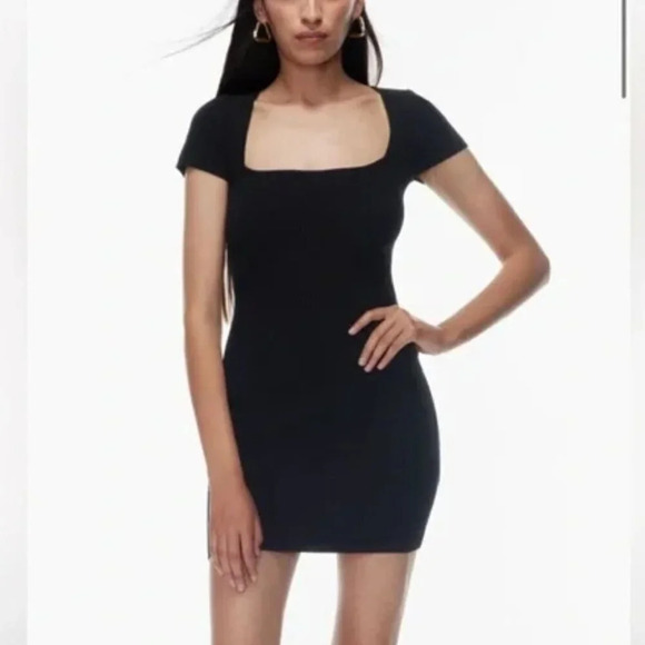 Aritzia Babaton Emerge Ribbed Knit Mini Dress Dress Navy Blue Size Medium - Picture 2 of 7